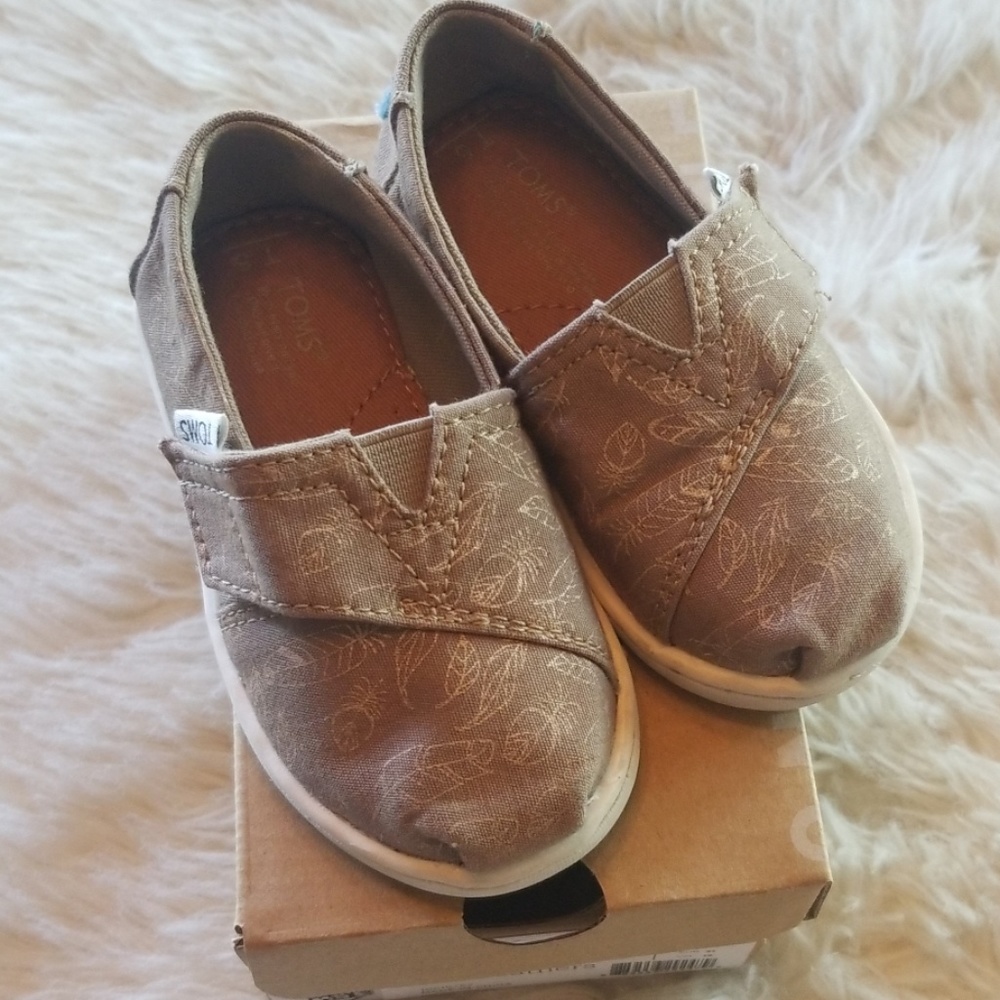 Tiny Tom's